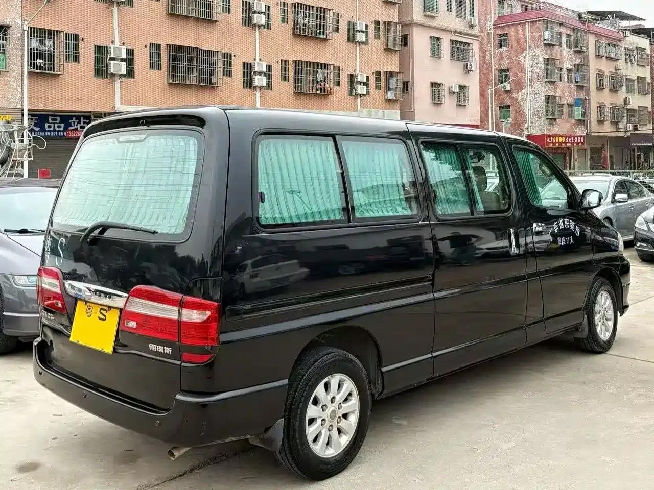 Grace 2013 2.0L Smart Standard 11-seater, National Games Commemorative Edition (National V Emission Standard 10-seater) — миниатюра 4