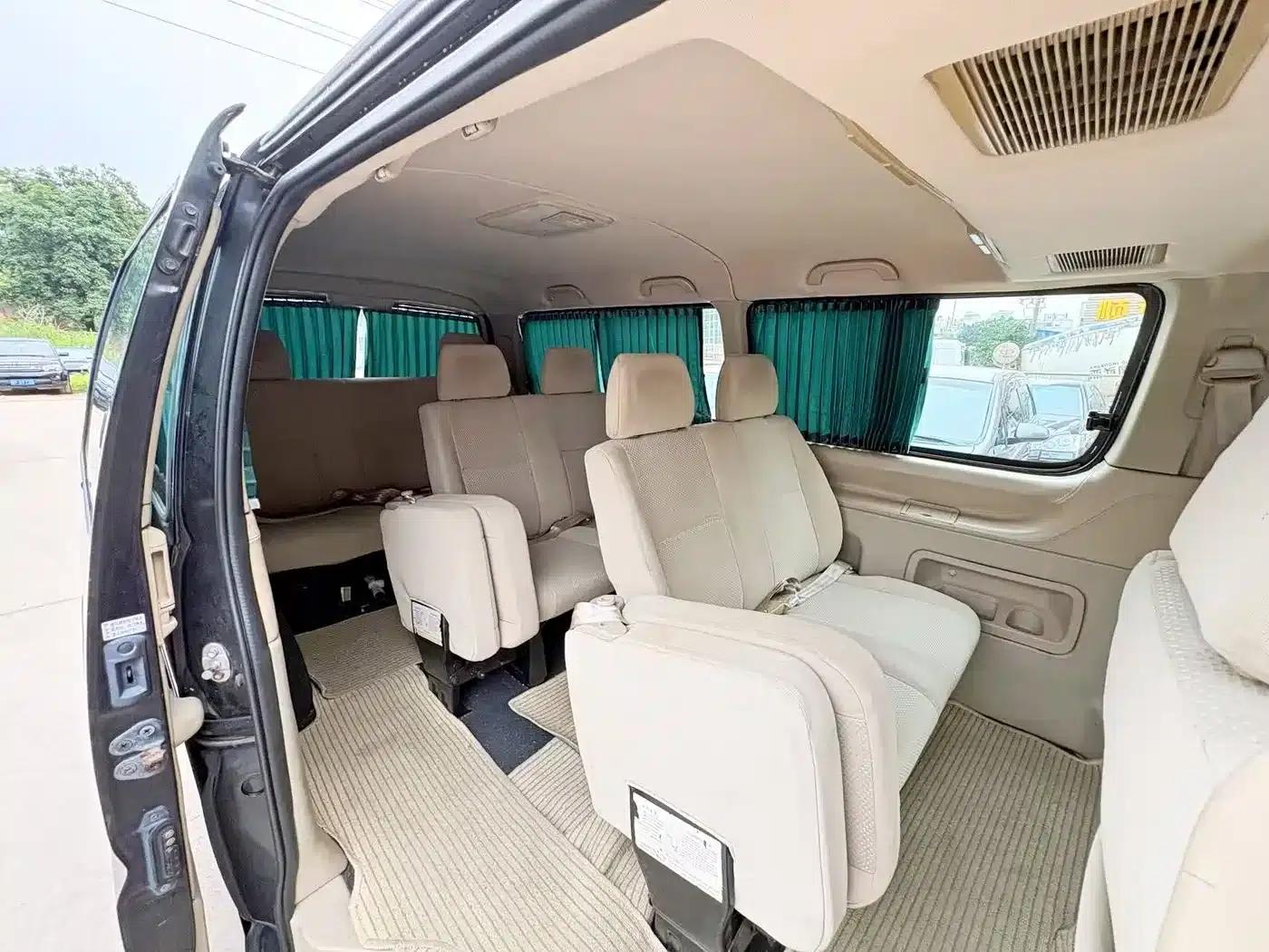Grace 2013 2.0L Smart Standard 11-seater, National Games Commemorative Edition (National V Emission Standard 10-seater) — миниатюра 7