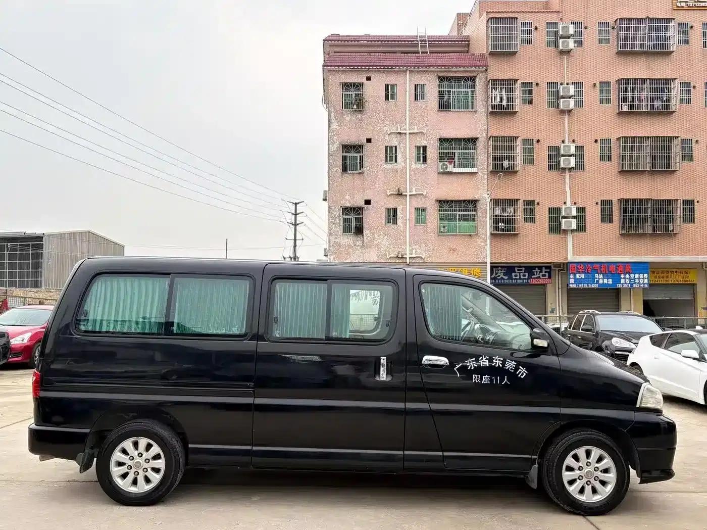 Grace 2013 2.0L Smart Standard 11-seater, National Games Commemorative Edition (National V Emission Standard 10-seater) — миниатюра 9