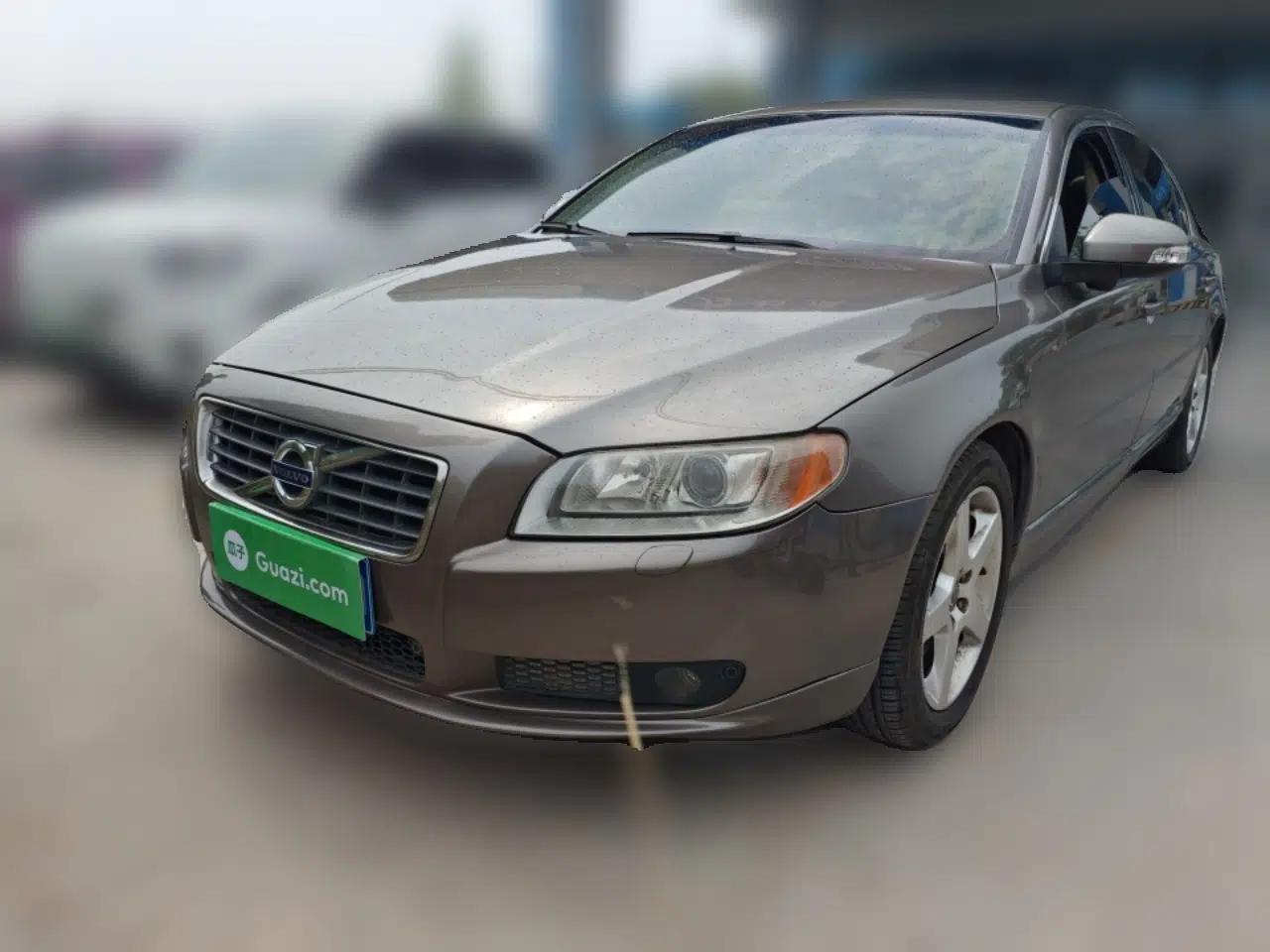 Volvo S80L 2011 2.0T ZhiZun Edition — миниатюра 1