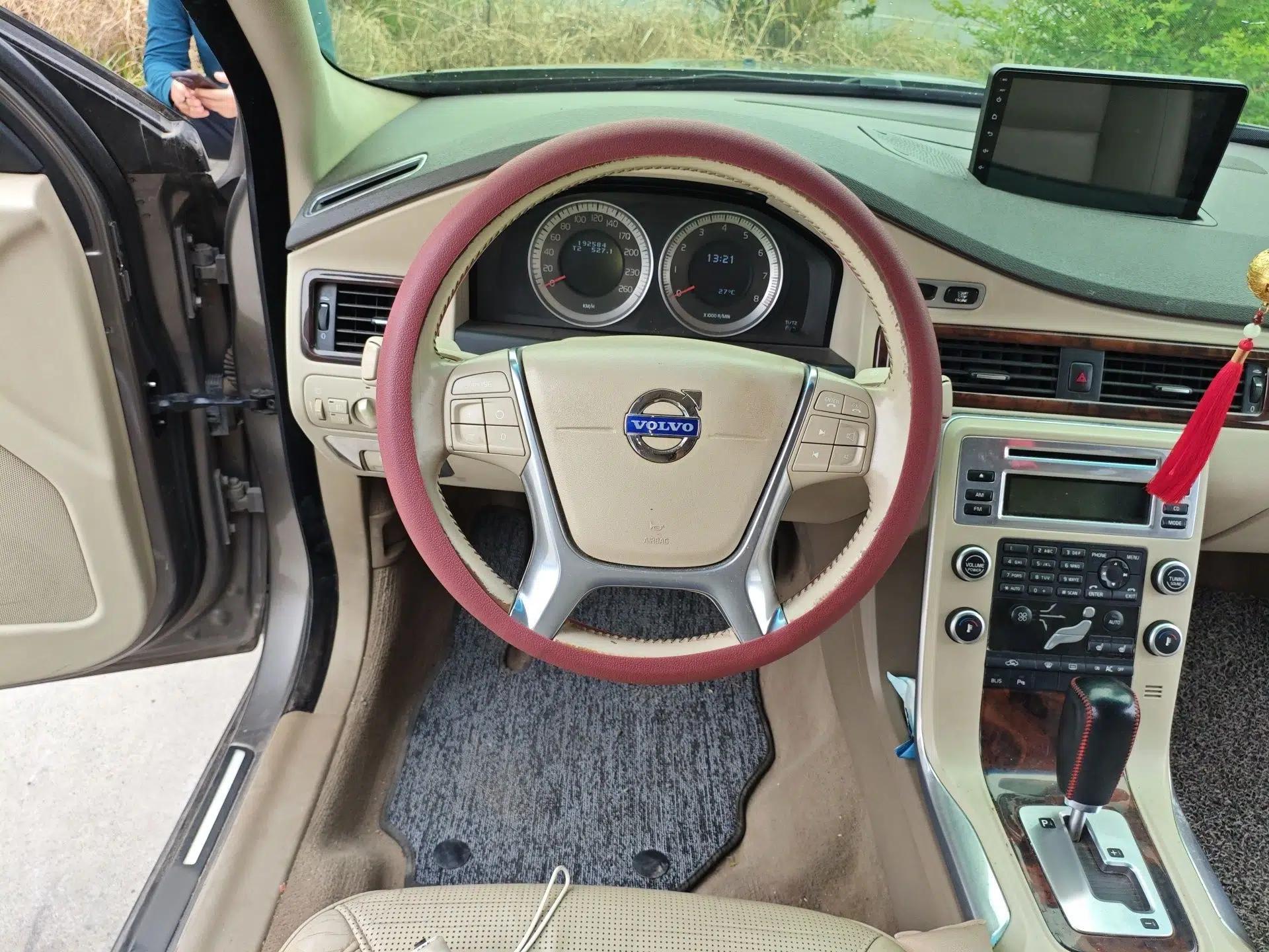 Volvo S80L 2011 2.0T ZhiZun Edition — миниатюра 11