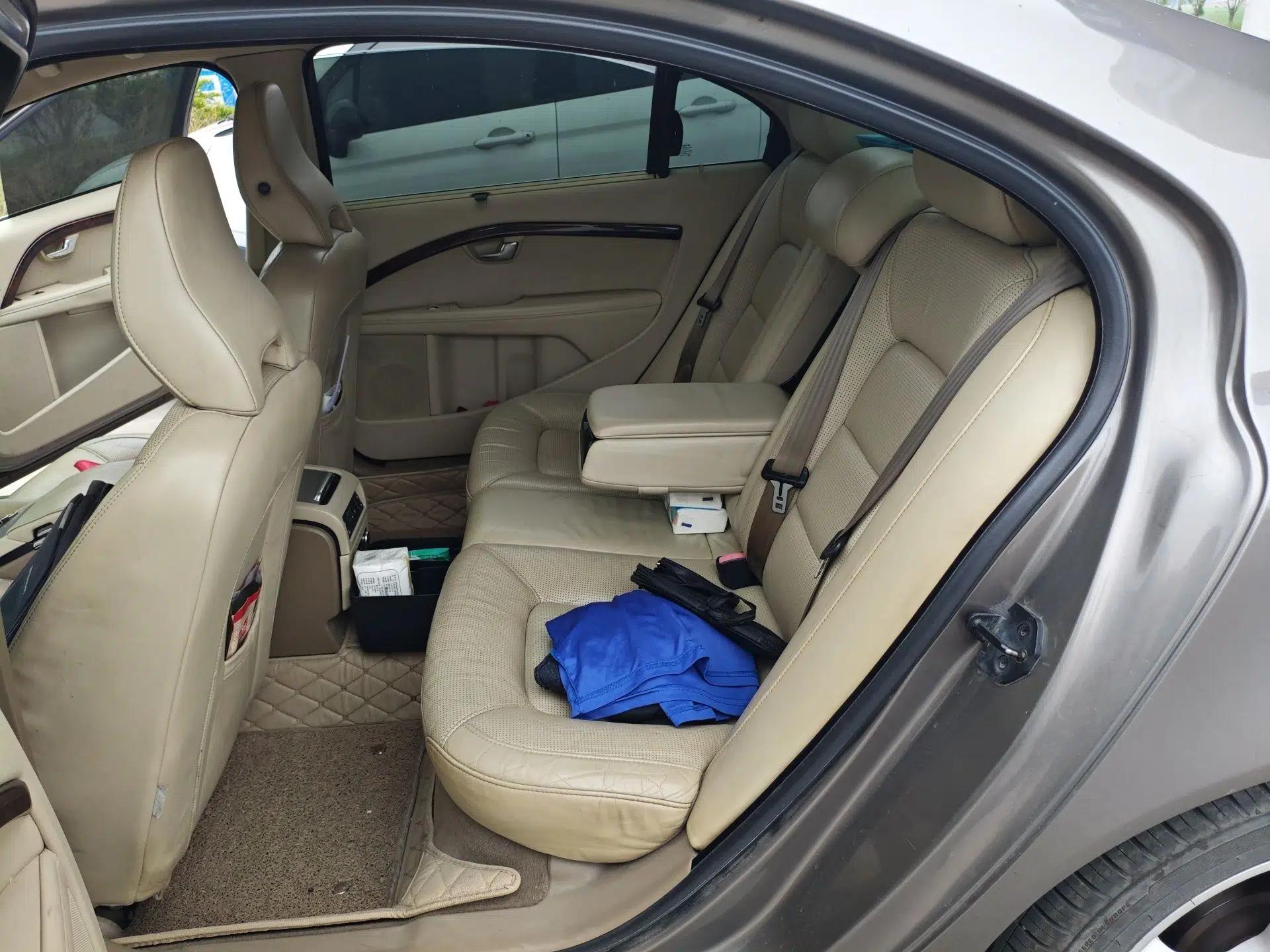 Volvo S80L 2011 2.0T ZhiZun Edition — миниатюра 18