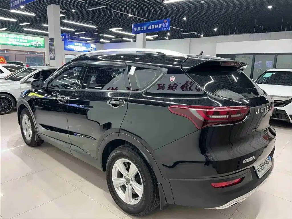 Jetour X70M 2022 1.5T Manual Avant-garde Partner 7-seater — миниатюра 9