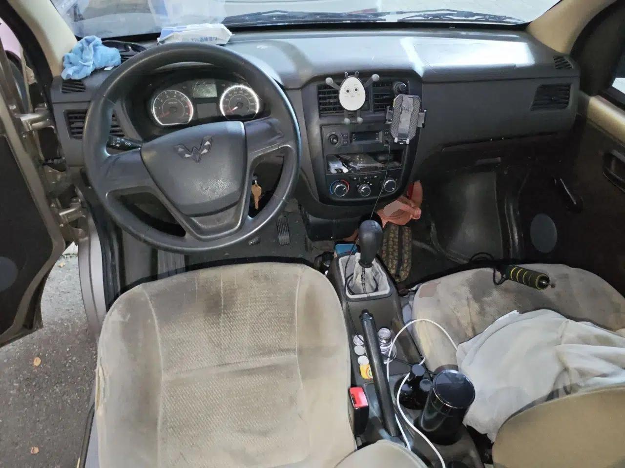 Wuling Rongguang S 2021 1.2L Base Model 7-Seater LSI — миниатюра 10