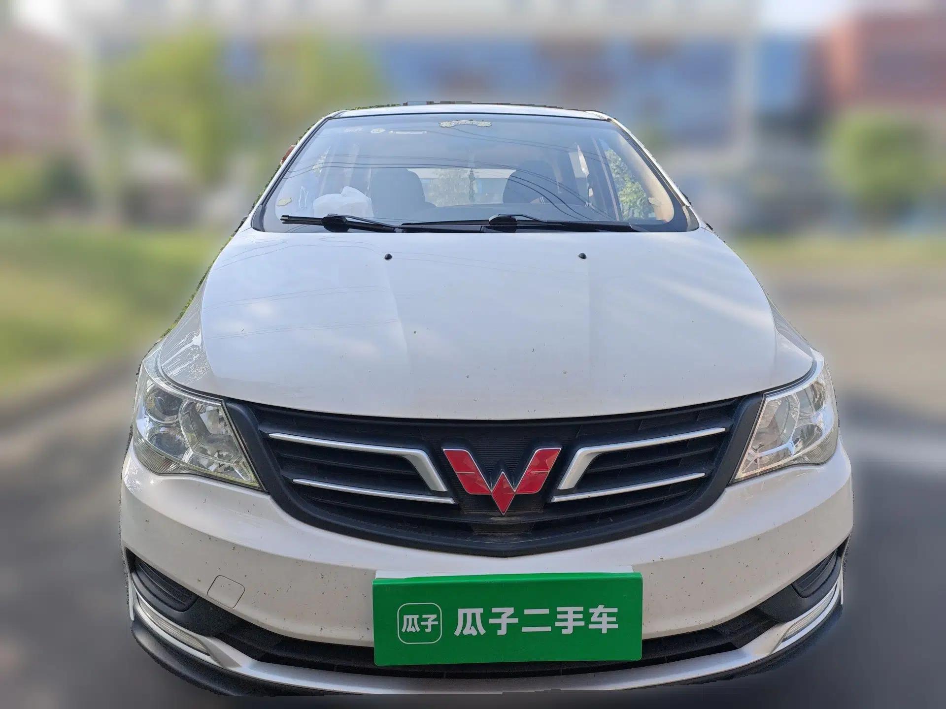 Wuling 730 2020 Commercial Vehicle 1.5L Manual Value Edition 7 Seats — миниатюра 2