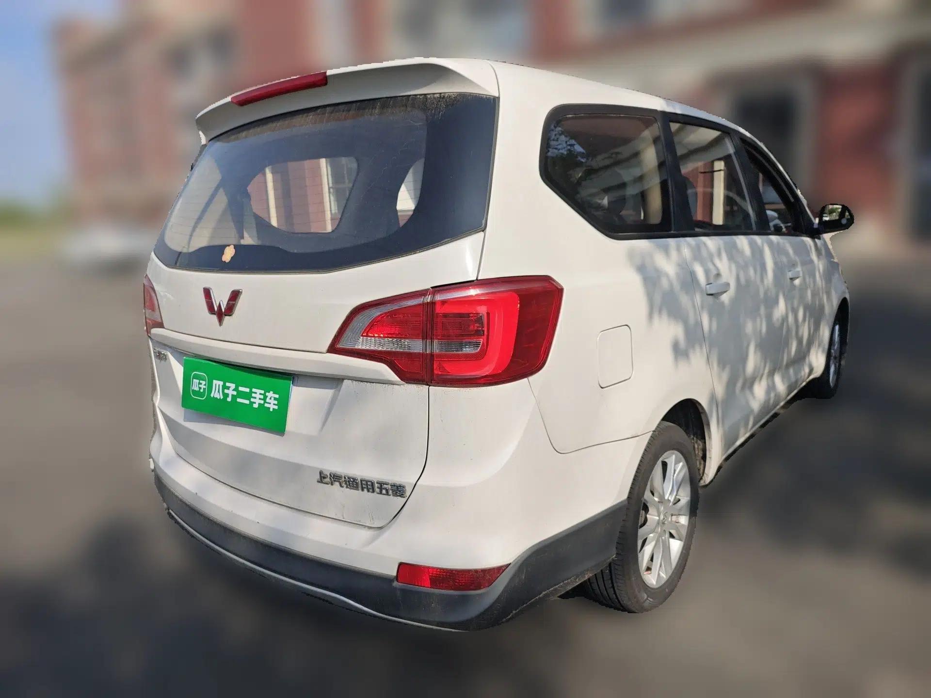 Wuling 730 2020 Commercial Vehicle 1.5L Manual Value Edition 7 Seats — миниатюра 6