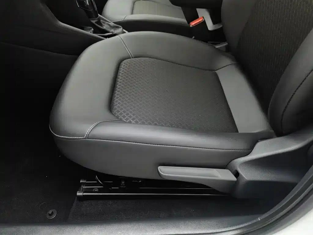 Jetta VA3 2021 1.5L Automatic Enjoy Edition — миниатюра 20