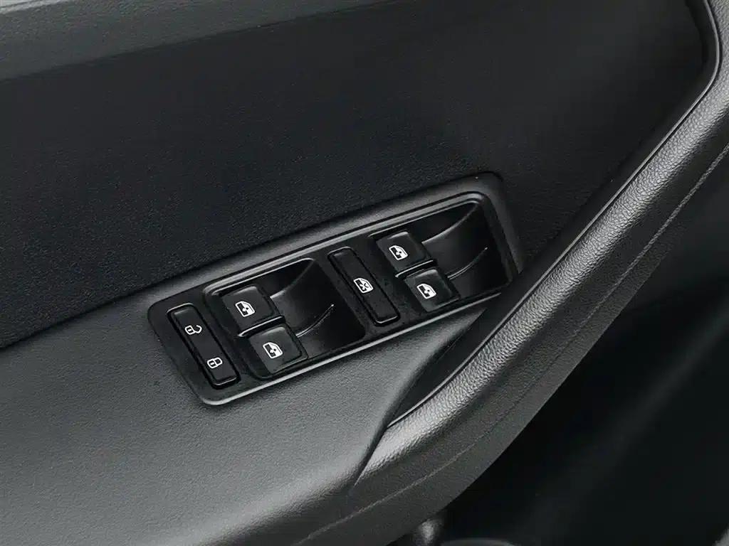 Jetta VA3 2021 1.5L Automatic Enjoy Edition — миниатюра 9
