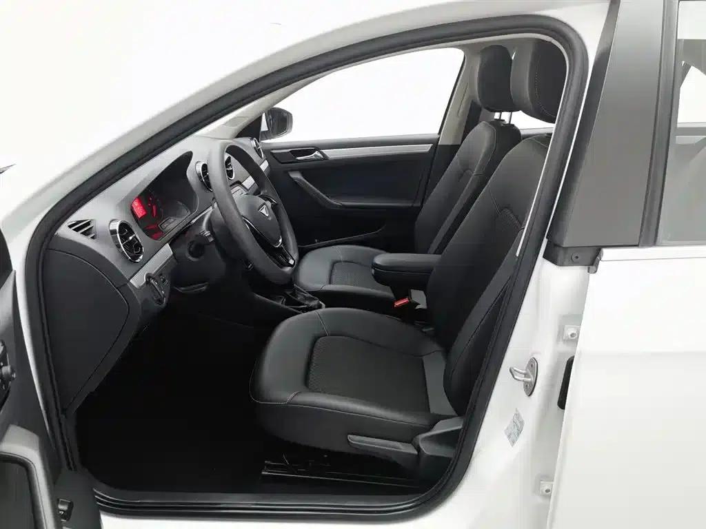 Jetta VA3 2021 1.5L Automatic Enjoy Edition — миниатюра 10