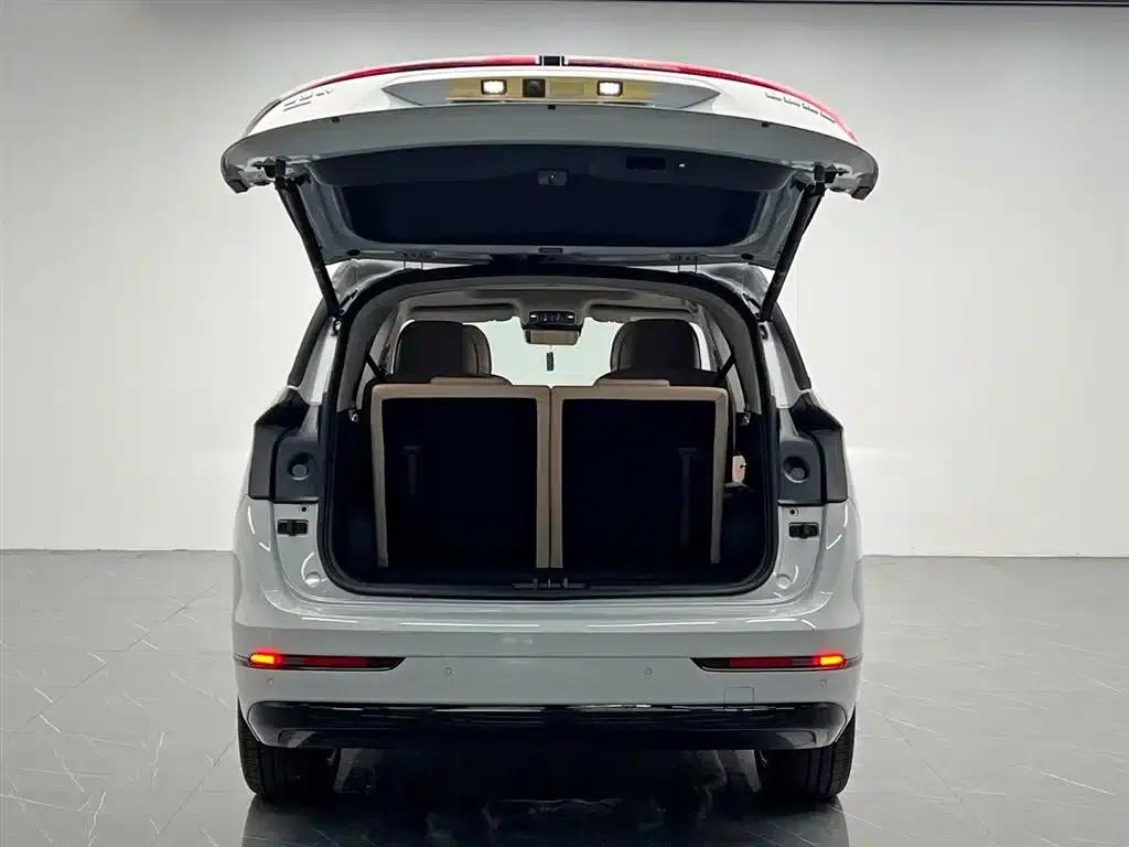 Jetour Mountain & Sea L9 2025 1.5TD 2DHT Flagship Edition 6-seater — миниатюра 11