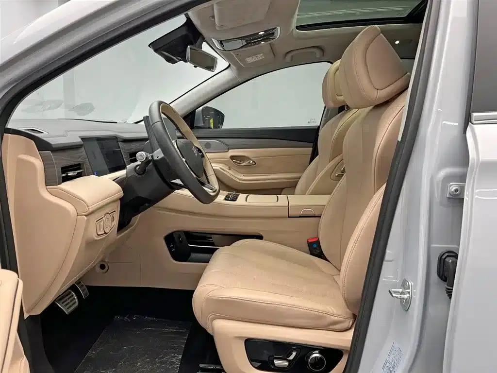 Jetour Mountain & Sea L9 2025 1.5TD 2DHT Flagship Edition 6-seater — миниатюра 15