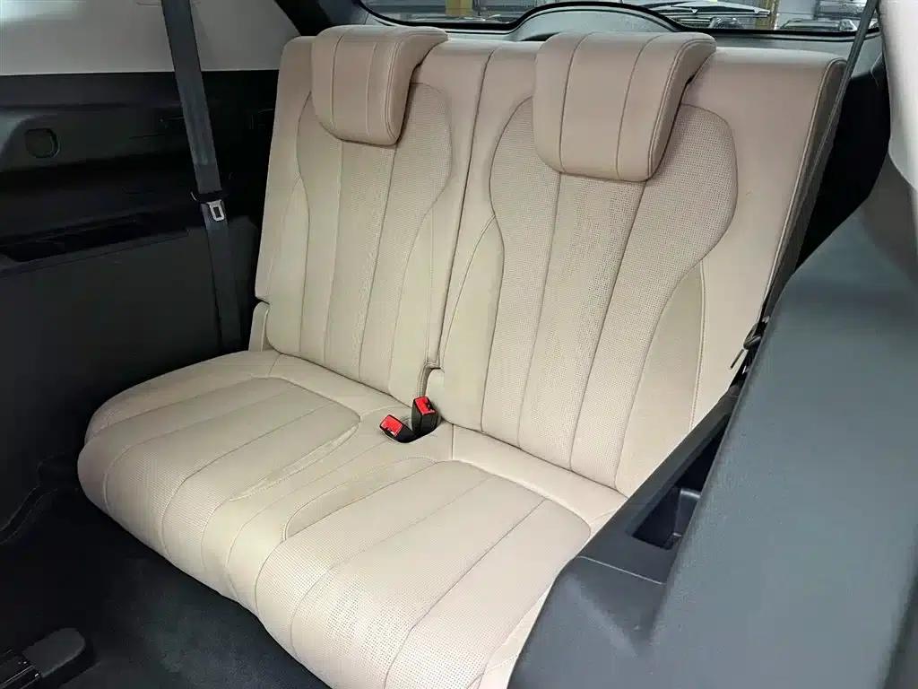 Jetour Mountain & Sea L9 2025 1.5TD 2DHT Flagship Edition 6-seater — миниатюра 17