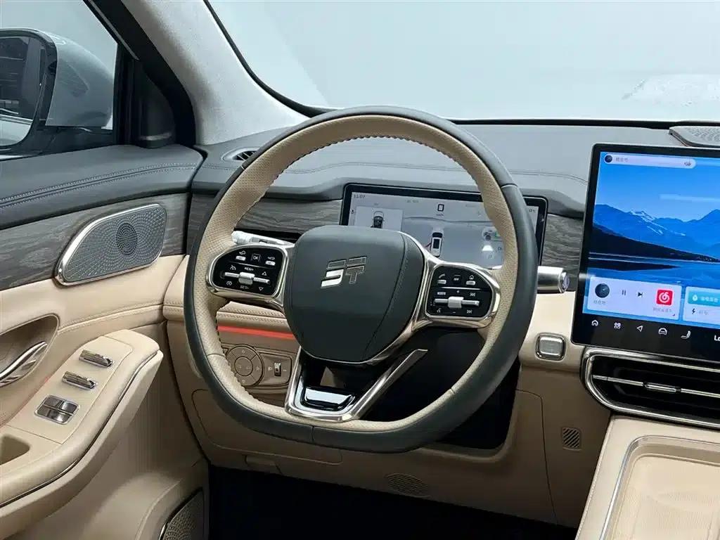 Jetour Mountain & Sea L9 2025 1.5TD 2DHT Flagship Edition 6-seater — миниатюра 24