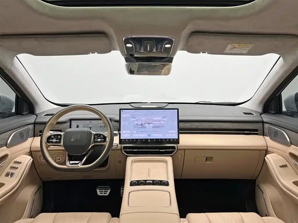 Jetour Mountain & Sea L9 2025 1.5TD 2DHT Flagship Edition 6-seater — миниатюра 26
