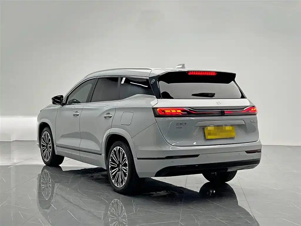 Jetour Mountain & Sea L9 2025 1.5TD 2DHT Flagship Edition 6-seater — миниатюра 4