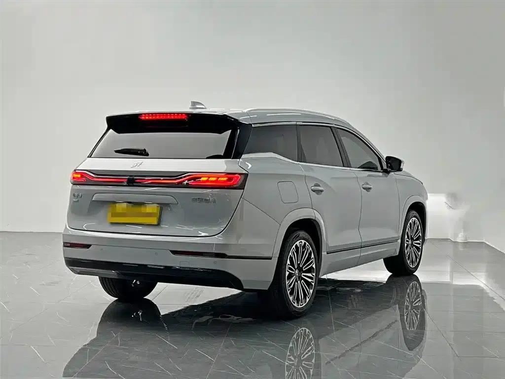 Jetour Mountain & Sea L9 2025 1.5TD 2DHT Flagship Edition 6-seater — миниатюра 6