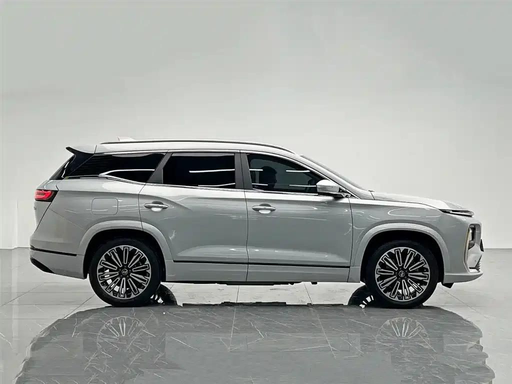 Jetour Mountain & Sea L9 2025 1.5TD 2DHT Flagship Edition 6-seater — миниатюра 7