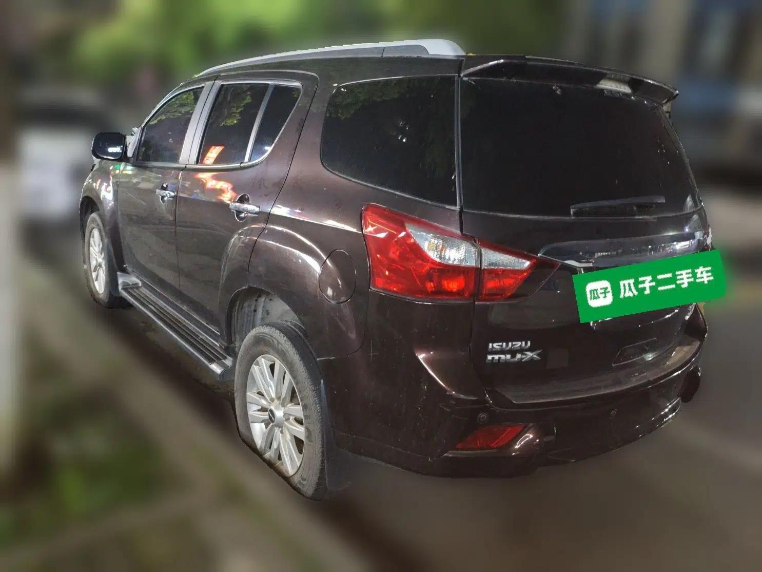 Isuzu mu-X 2017 3.0T Four-Wheel Drive Automatic Luxury 7-Seater China V Emission Standard — миниатюра 4