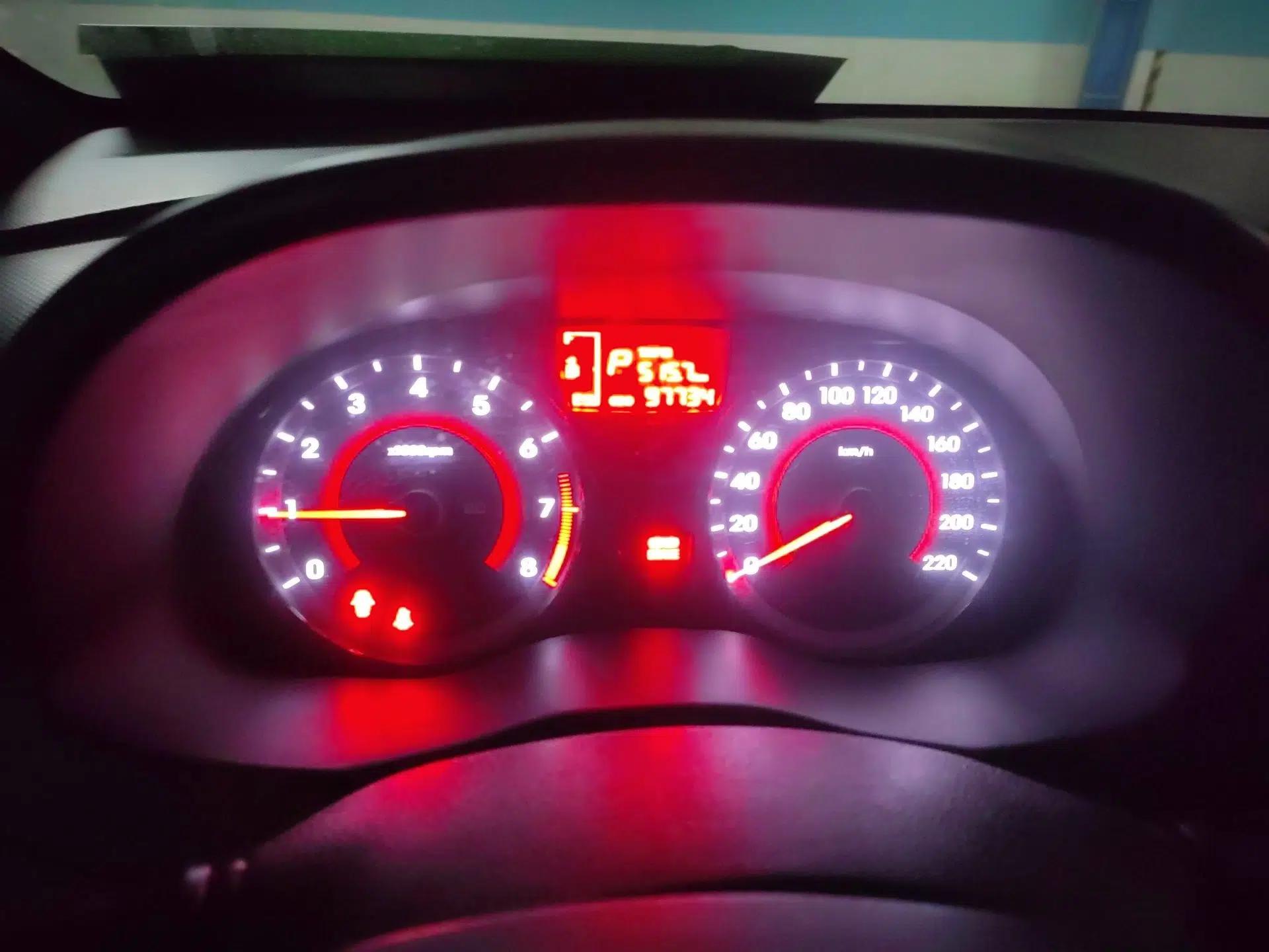 Hyundai Verna Ray 2014 1.4L Automatic GLX — миниатюра 12