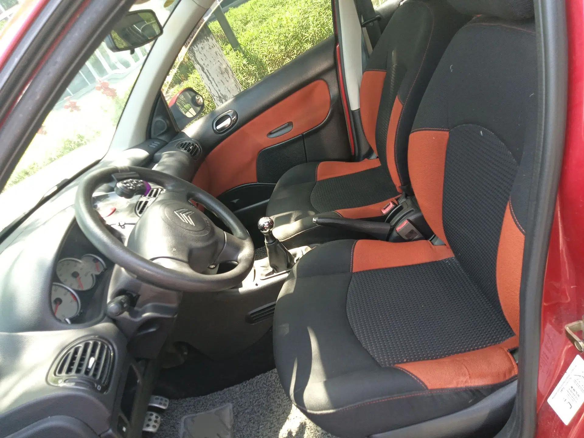 Citroen C2 2012 1.4L Manual Sport Model — миниатюра 16