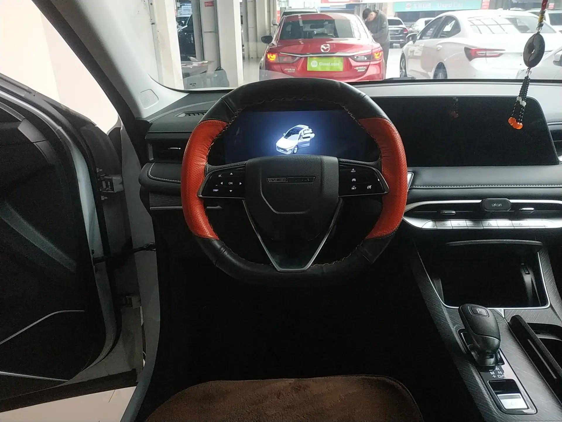 Venucia V 2024 260T Idol Joy Ride Pro Edition — миниатюра 13