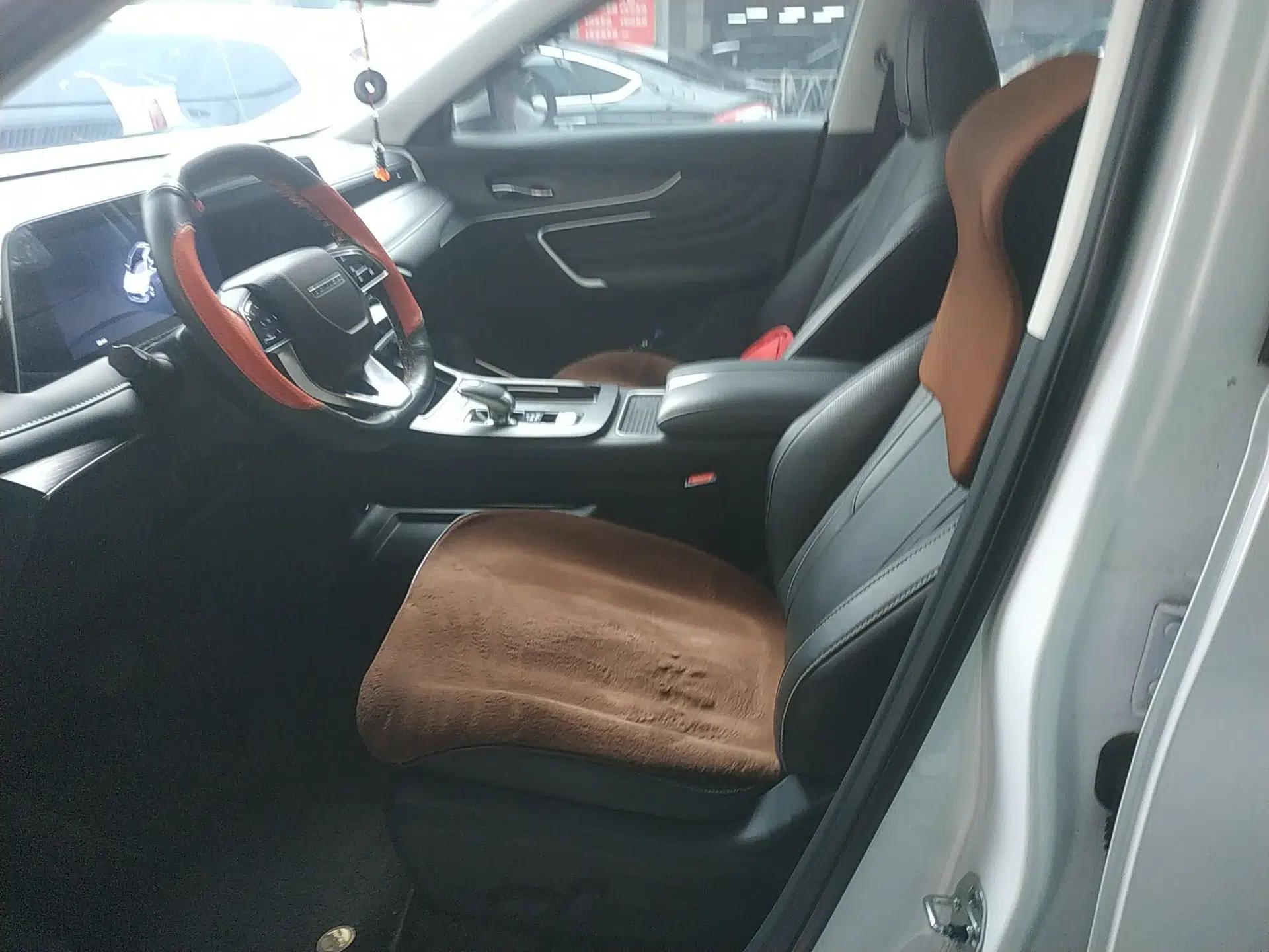 Venucia V 2024 260T Idol Joy Ride Pro Edition — миниатюра 17