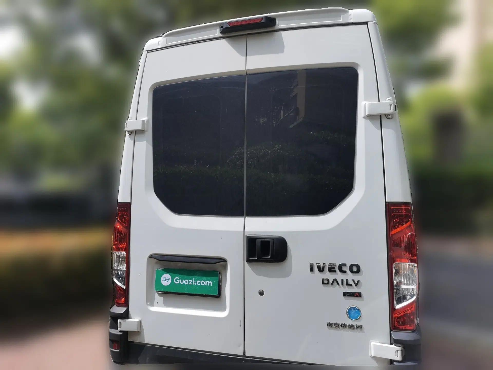 Iveco Eurocargo 2021 2.0T Manual Super-Rui Short Wheelbase High-Roof Side-Sliding Door F1A — миниатюра 5