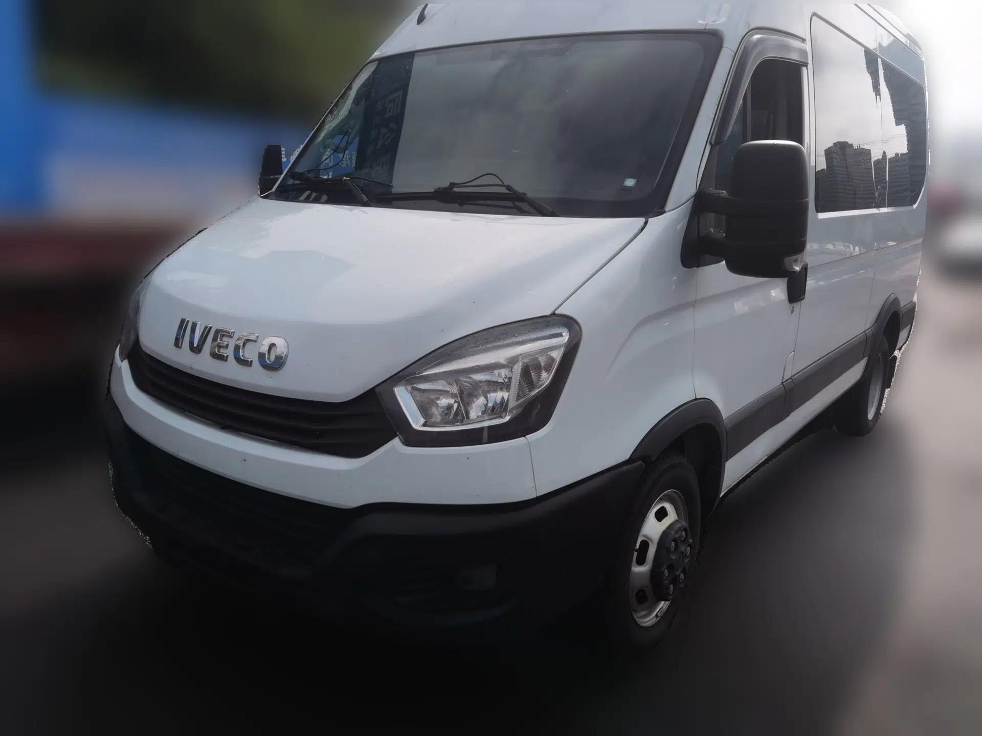 Iveco Eurocargo 2020 2.3T Manual Super Rui Long Wheelbase Short Overhang High Roof High Performance F1A — миниатюра 1