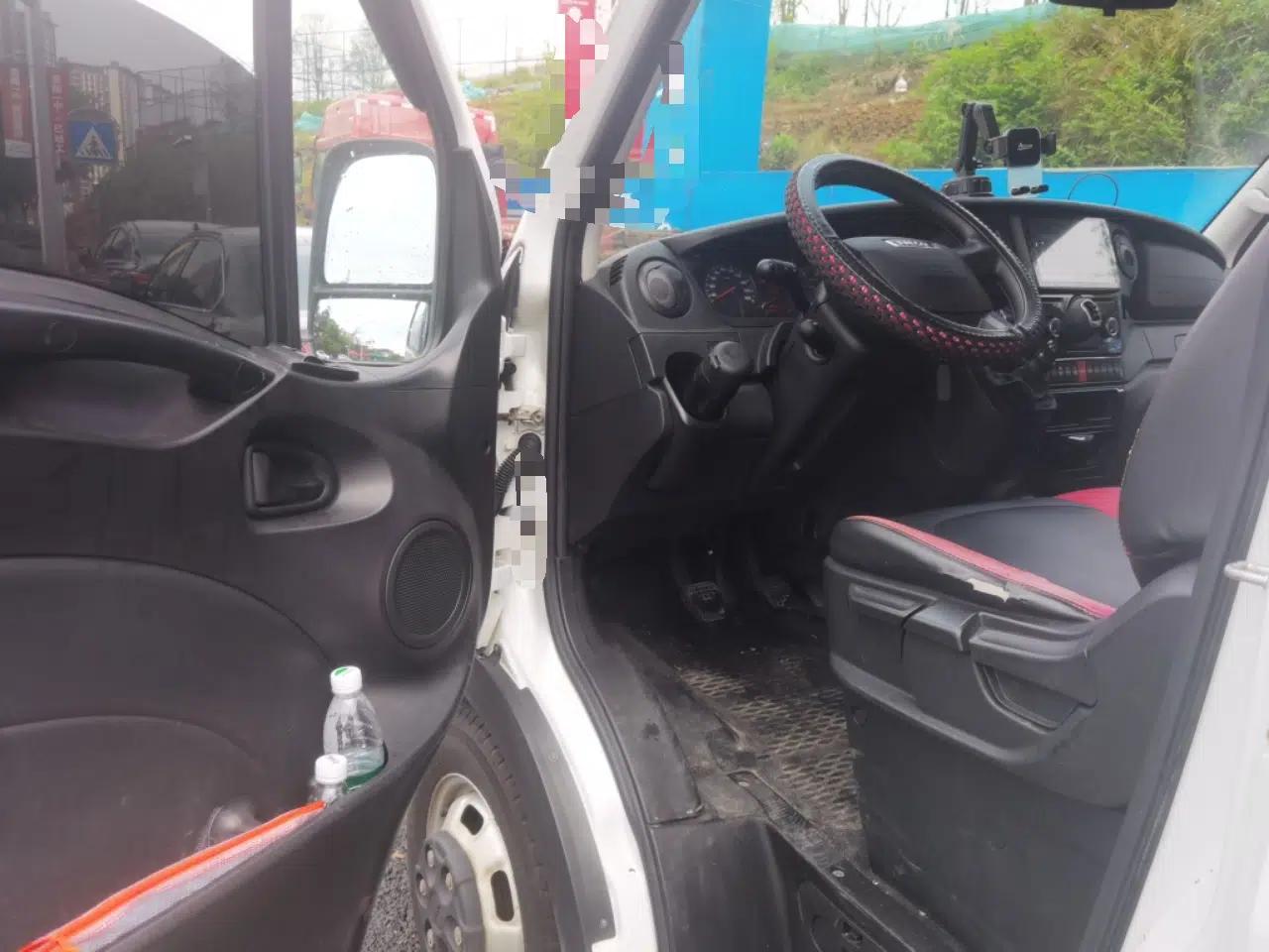 Iveco Eurocargo 2020 2.3T Manual Super Rui Long Wheelbase Short Overhang High Roof High Performance F1A — миниатюра 17