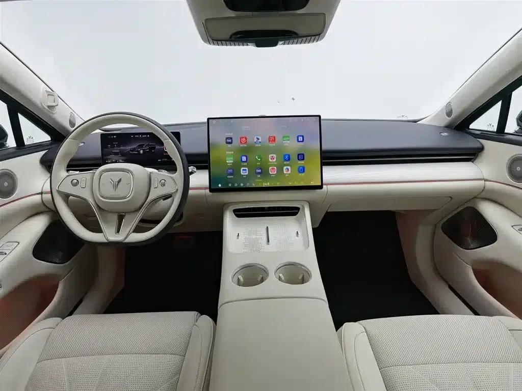 Voyah Chase Light L 2026 All-Wheel Drive Ultra — миниатюра 5