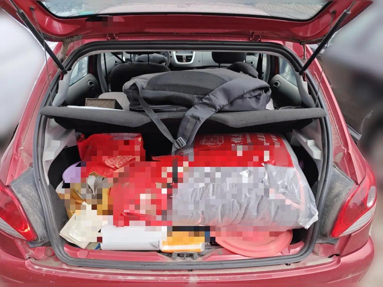 Peugeot 207 2011 Hatchback 1.4L Manual Yule Edition — миниатюра 20