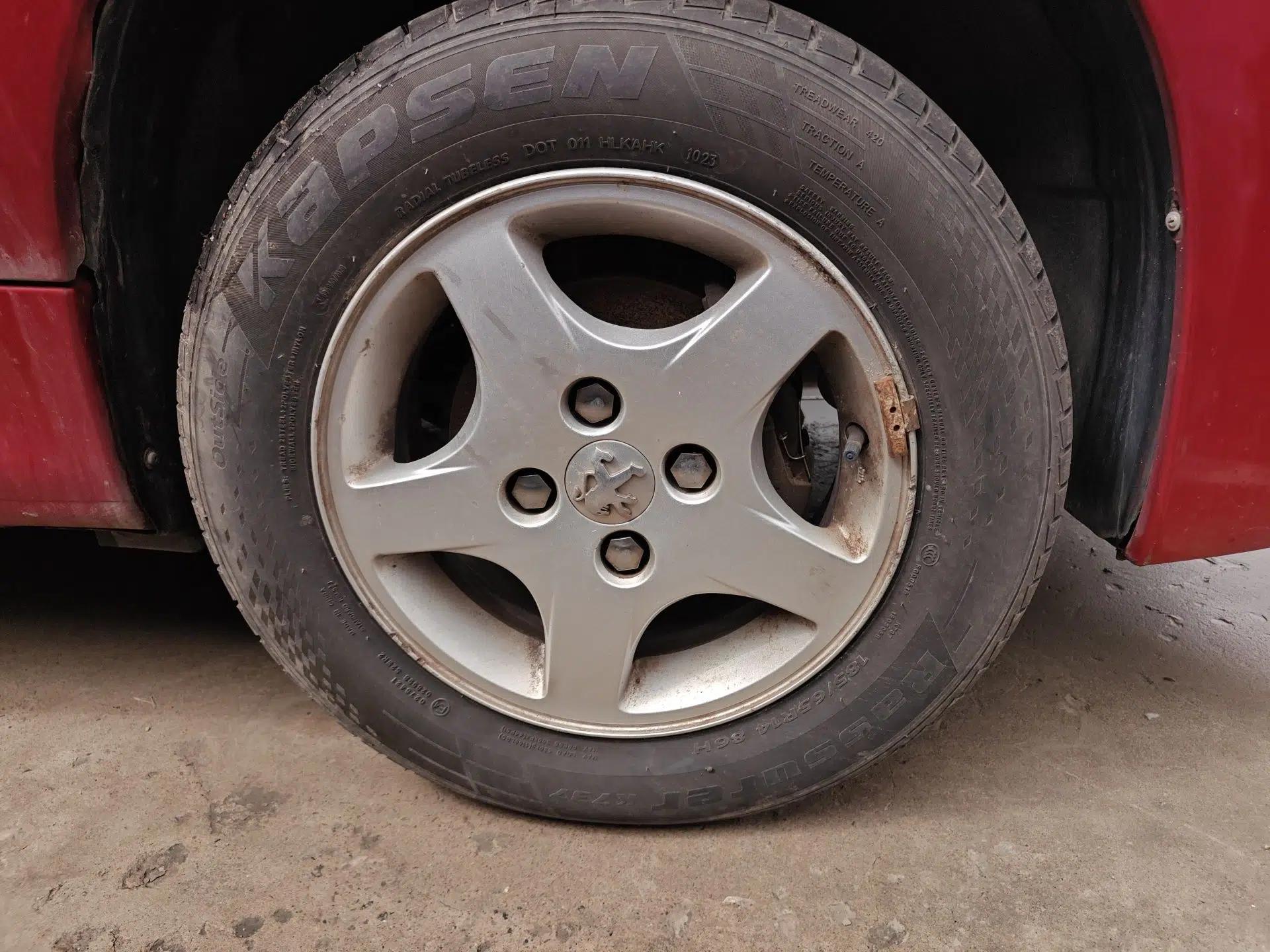 Peugeot 207 2011 Hatchback 1.4L Manual Yule Edition — миниатюра 8