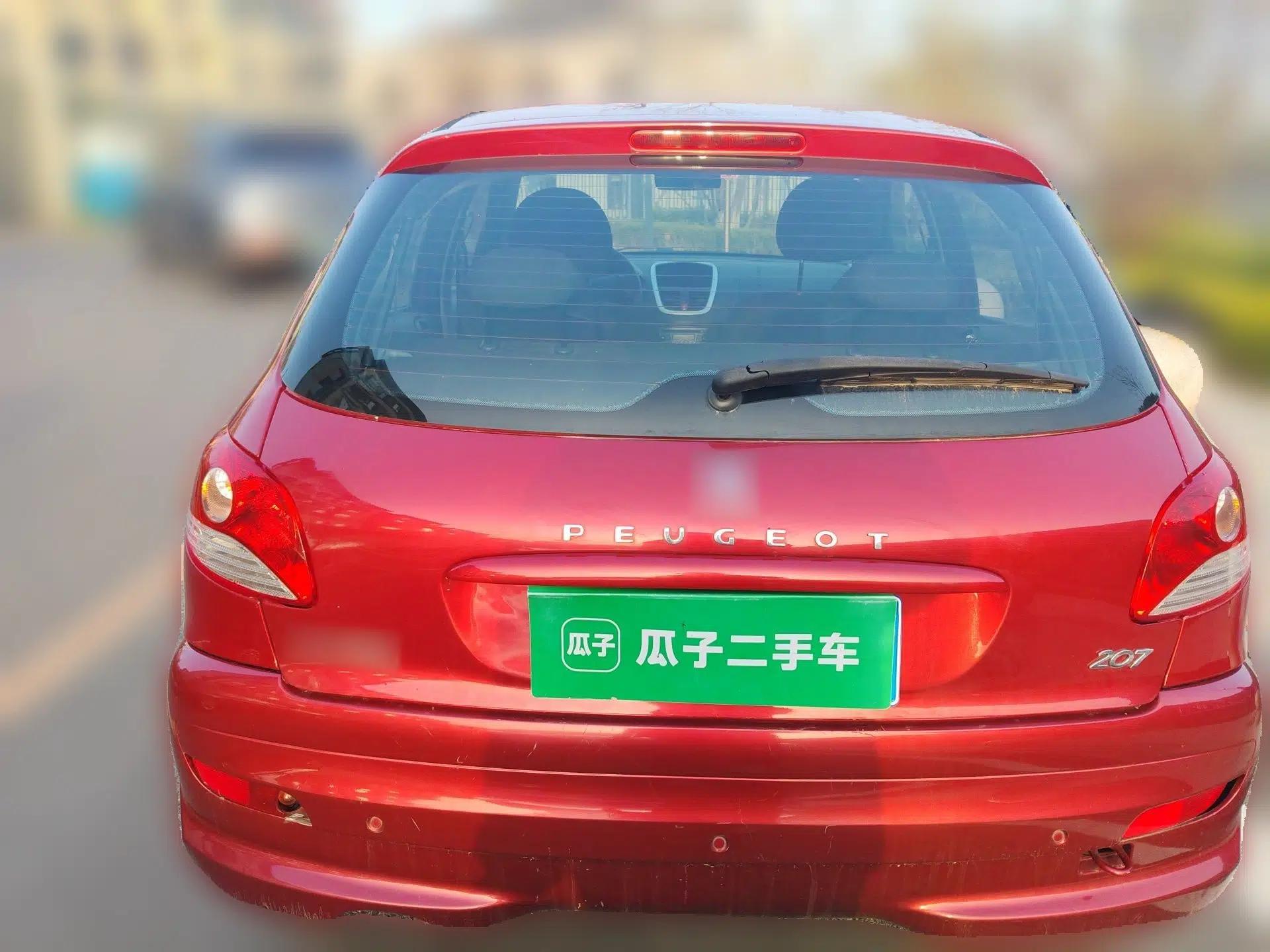 Peugeot 207 2011 Hatchback 1.4L Manual Yule Edition — миниатюра 5