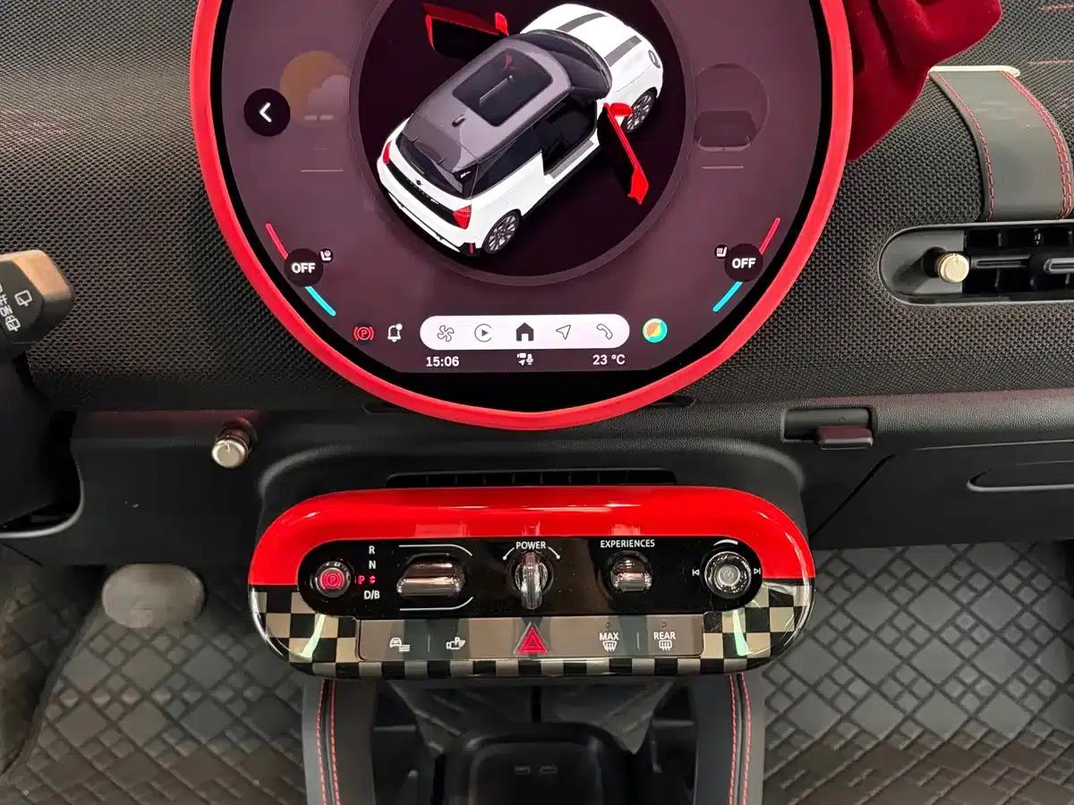 2025 JOHN COOPER WORKS Electric MINI JCW — миниатюра 7