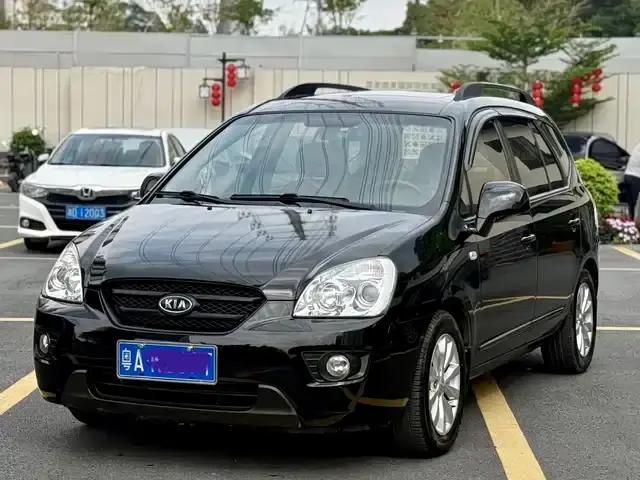 Carens 2011 2.0L 7-seater Automatic Deluxe Edition