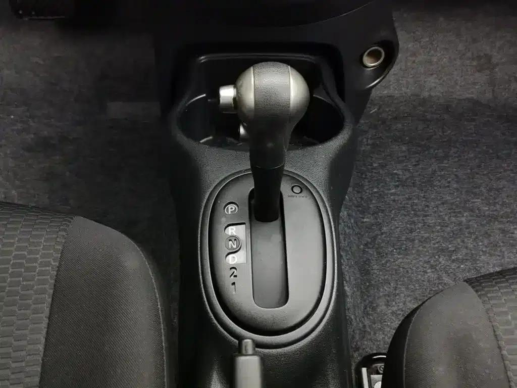 March 2010 1.5L Automatic Easy-Display Edition — миниатюра 13