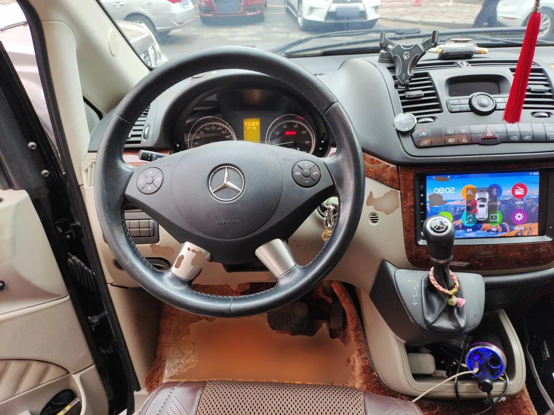 Mercedes-Benz Viano 2013 3.0L Navigator Edition — миниатюра 11
