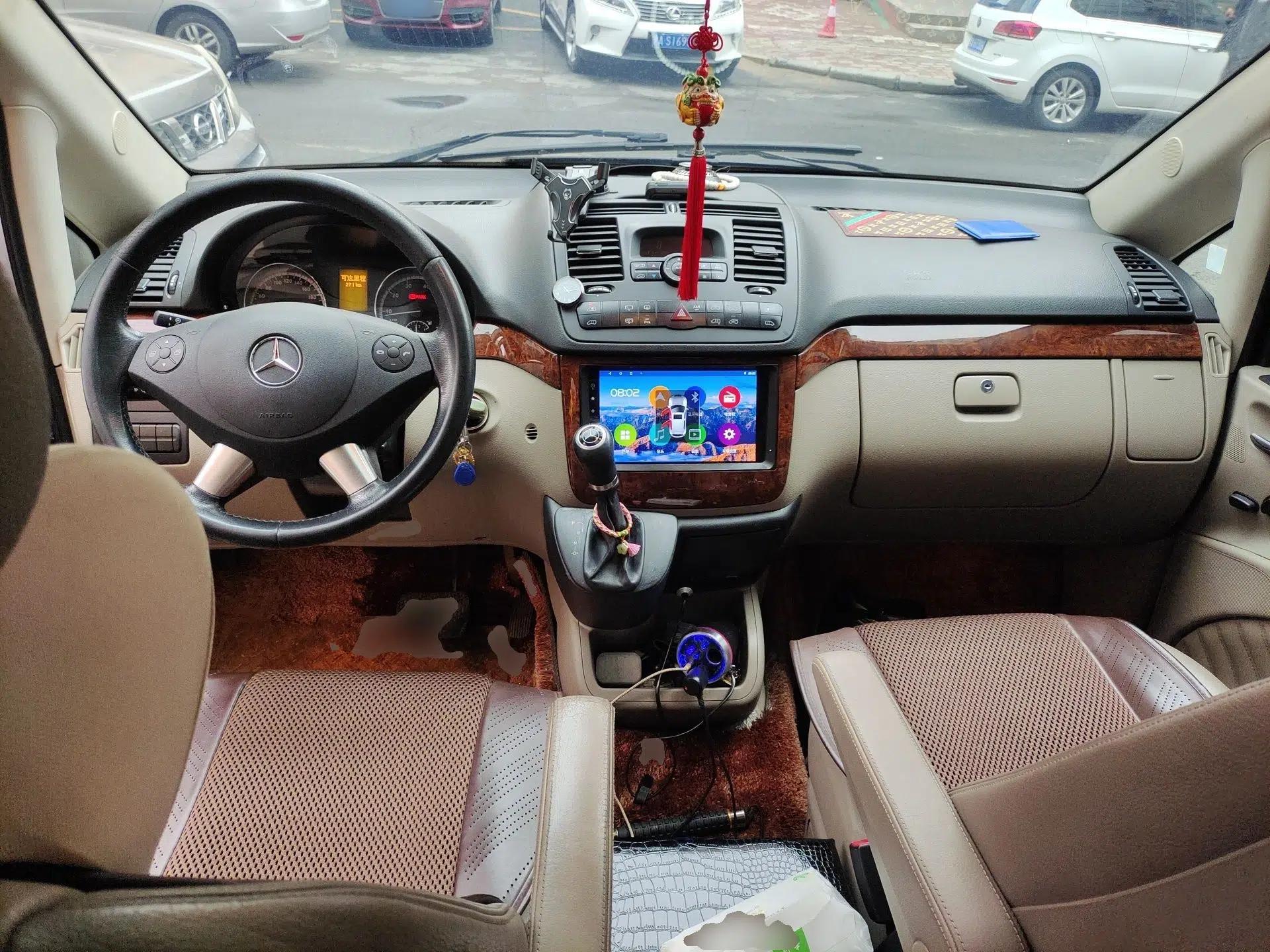 Mercedes-Benz Viano 2013 3.0L Navigator Edition — миниатюра 10