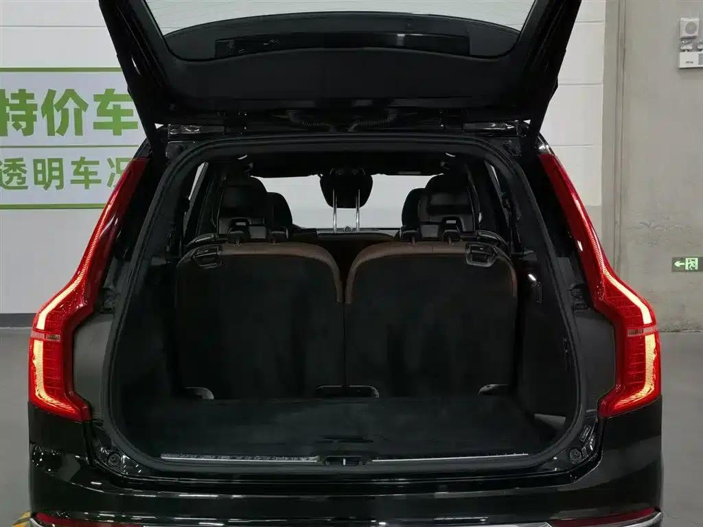 2024 Volvo XC90 Plug-in Hybrid T8 Inscription Luxury Edition (7-seater) — миниатюра 16