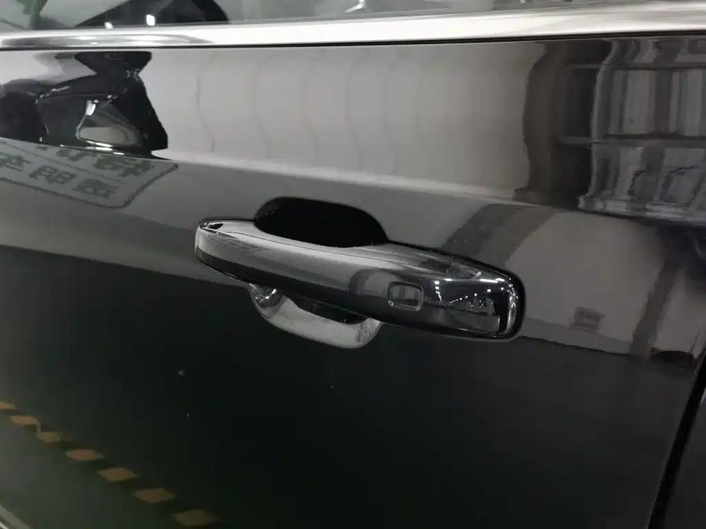 2024 Volvo XC90 Plug-in Hybrid T8 Inscription Luxury Edition (7-seater) — миниатюра 18