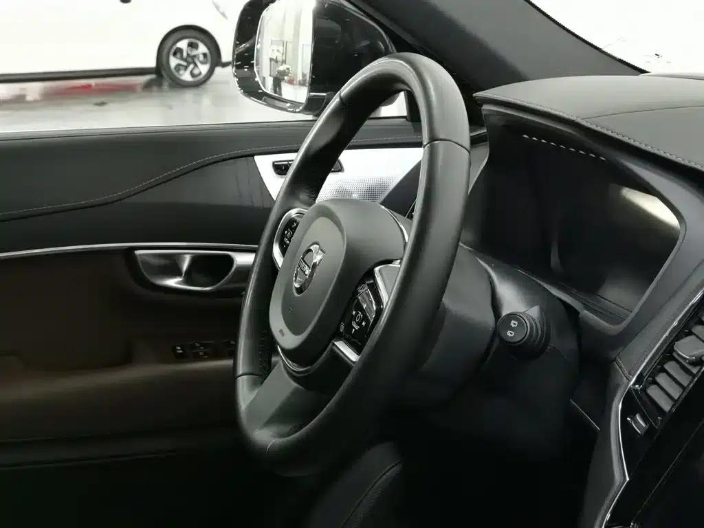 2024 Volvo XC90 Plug-in Hybrid T8 Inscription Luxury Edition (7-seater) — миниатюра 22