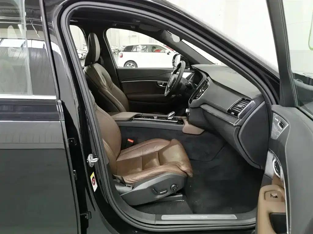 2024 Volvo XC90 Plug-in Hybrid T8 Inscription Luxury Edition (7-seater) — миниатюра 23