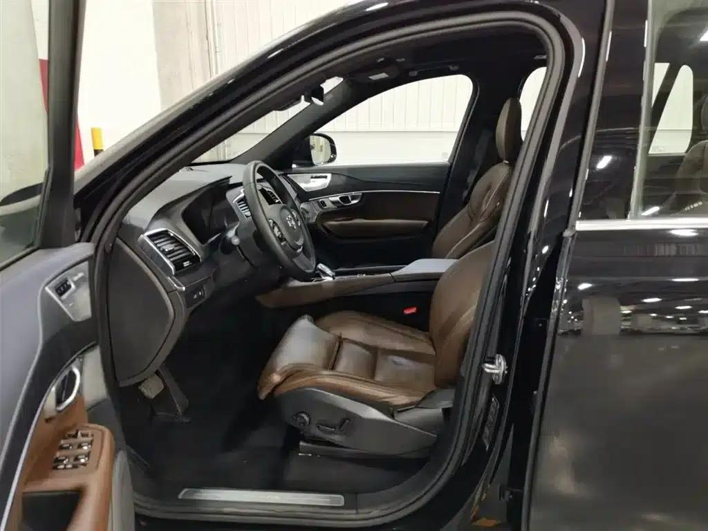 2024 Volvo XC90 Plug-in Hybrid T8 Inscription Luxury Edition (7-seater) — миниатюра 10