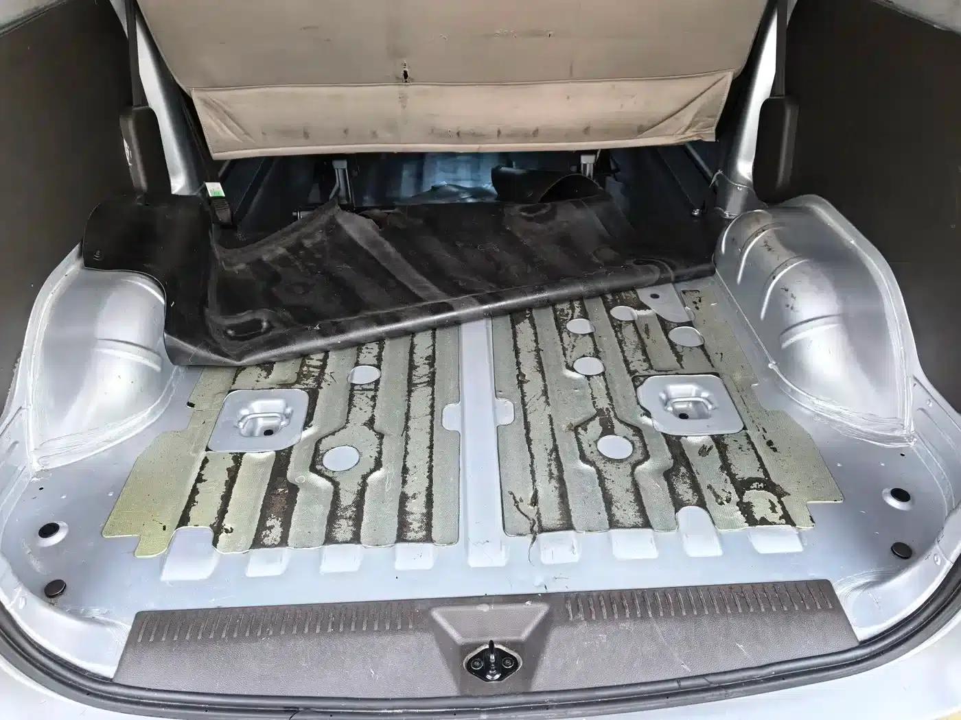 Wuling Rongguang S 2023 1.5L Basic Model 5/7 Seats — миниатюра 6
