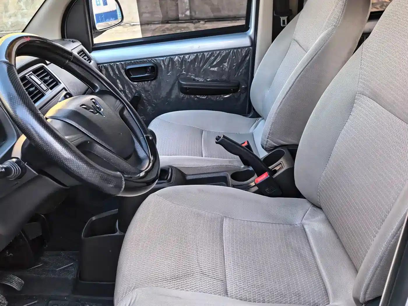 Wuling Rongguang S 2023 1.5L Basic Model 5/7 Seats — миниатюра 9
