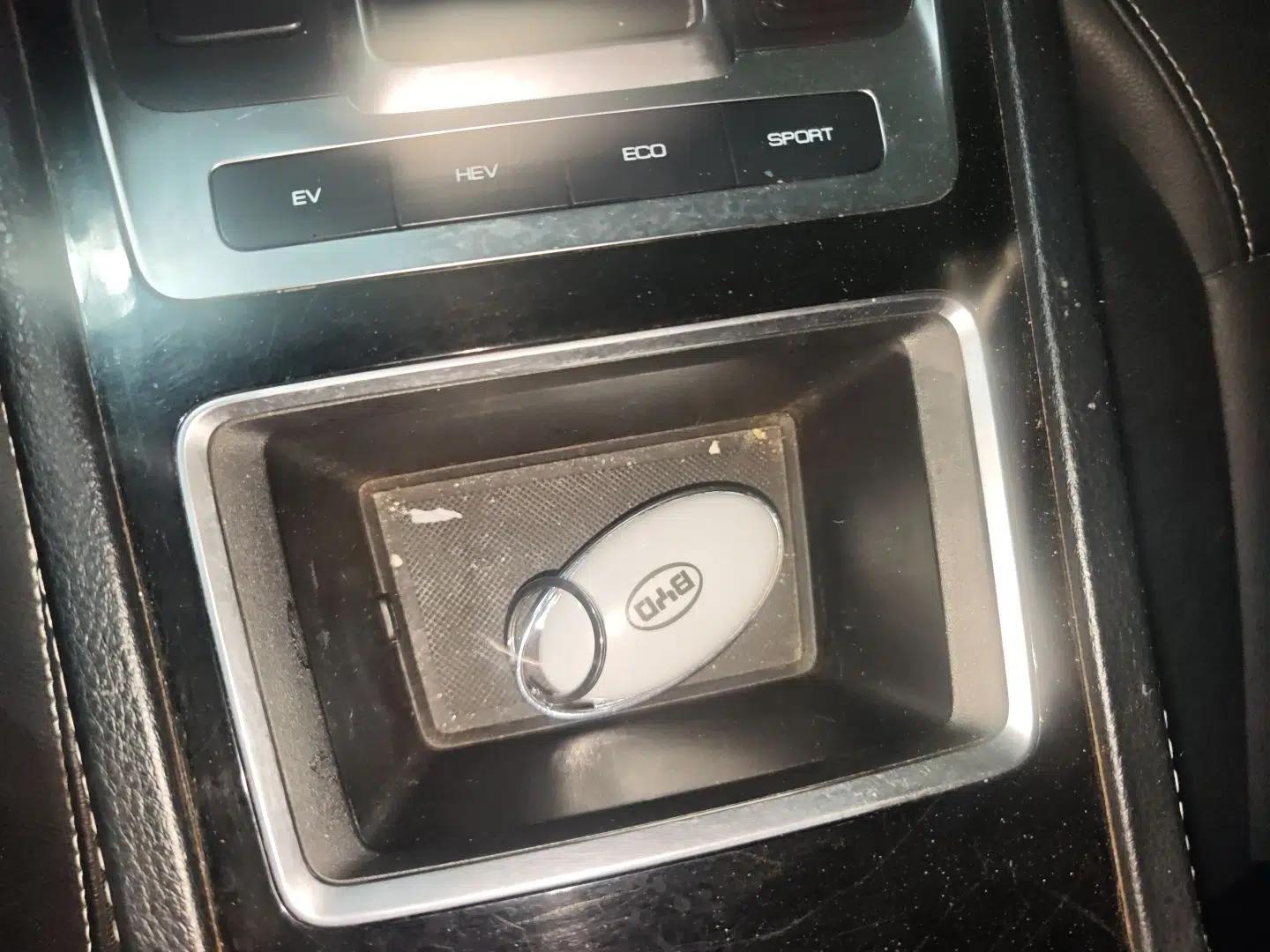 BYD Song MAX New Energy 2019 DM 1.5T Smart Connect Advanced 6-Seater China VI Standard — миниатюра 17