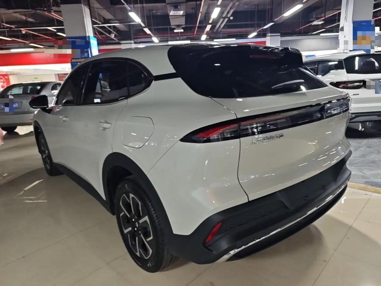 Baojun E6 2026 Model 500km Enjoyment Edition — миниатюра 7