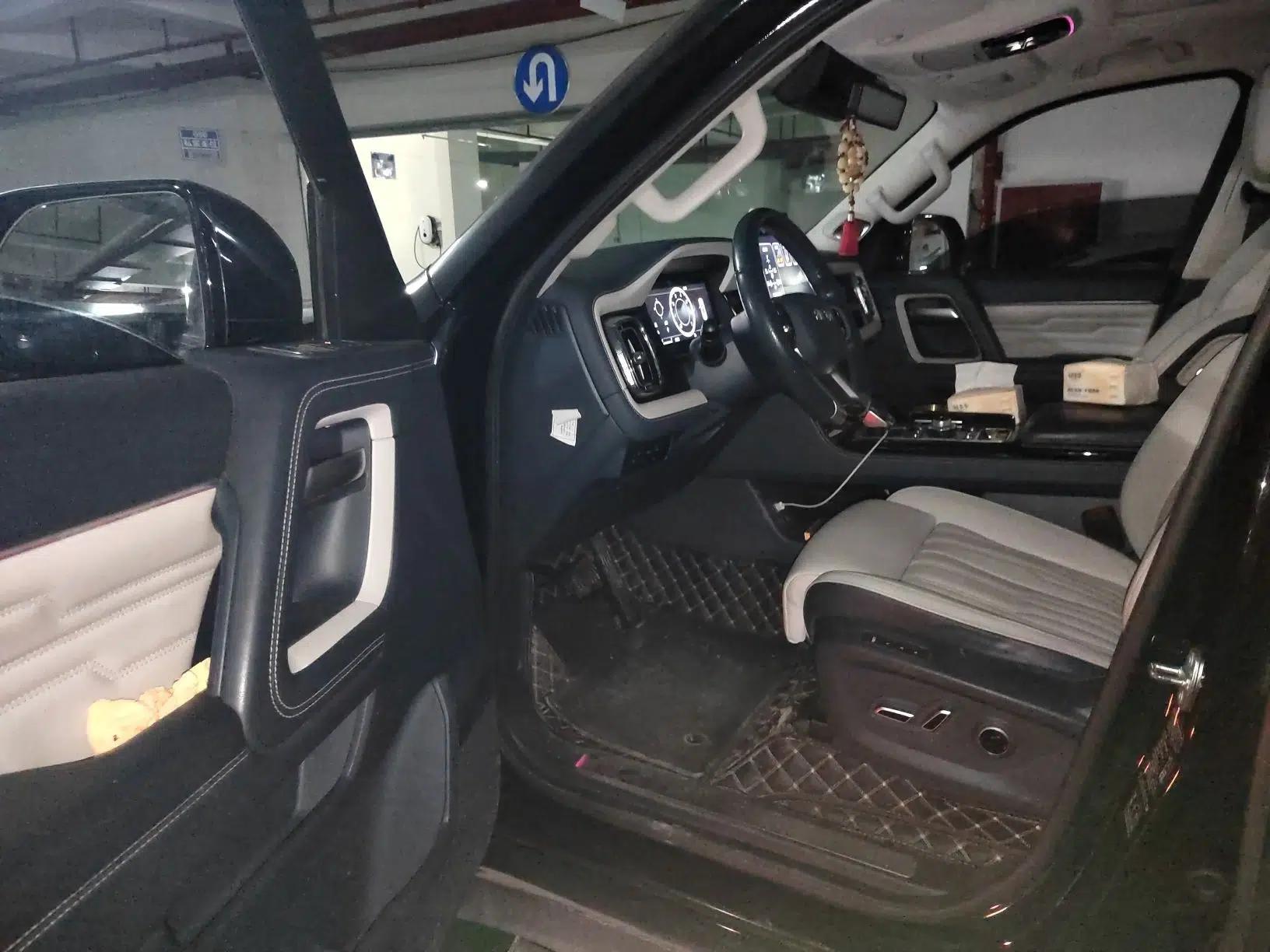 BAIC Off-Road BJ60 2022 2.0T Version 11 Five Seats — миниатюра 17