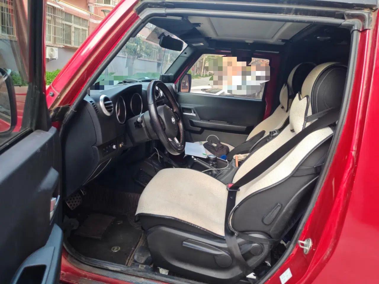 BAIC Off-Road F40 2019 2.3T Automatic Cube Edition — миниатюра 16