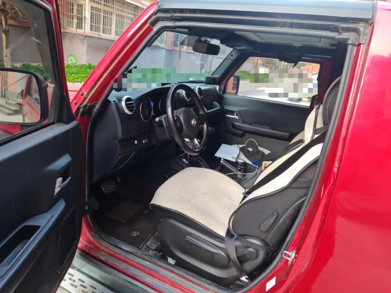 BAIC Off-Road F40 2019 2.3T Automatic Cube Edition — миниатюра 17